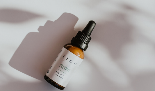 El mejor serum para evitar el maskne es de LICO Cosmetics y se llama Bio Vit-A