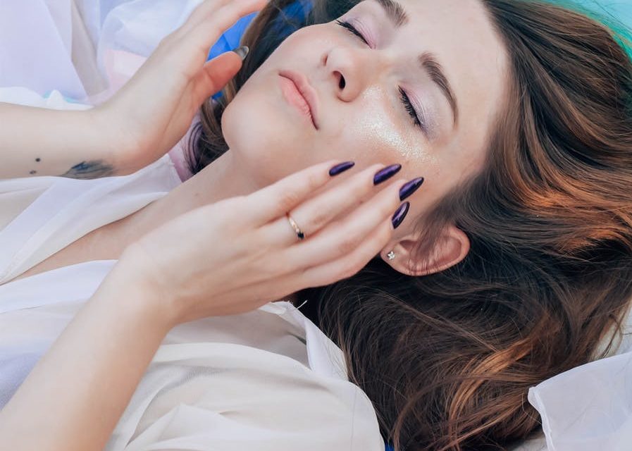 Crema Hidratante o Aceite Humectante, porque necesitas ambos para cuidar tu piel